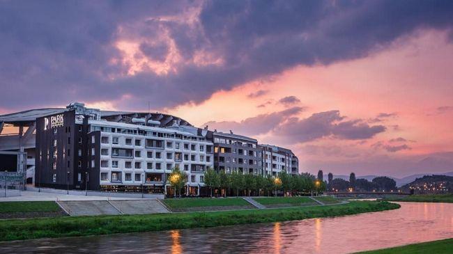 Next Door Park Hotel Skopje Buitenkant foto